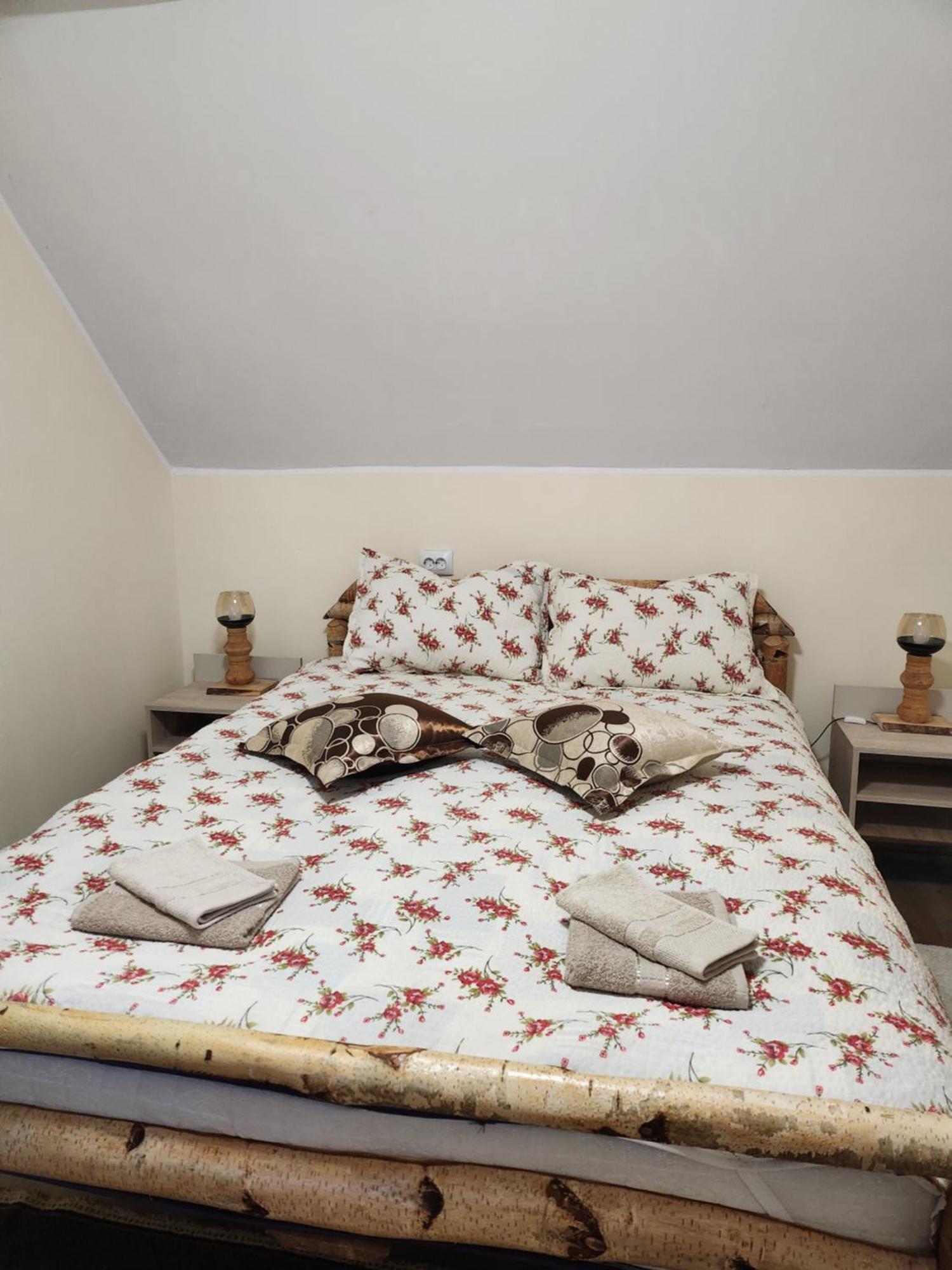 Casa Din Livada - Cazare Magherus Topliţa Extérieur photo